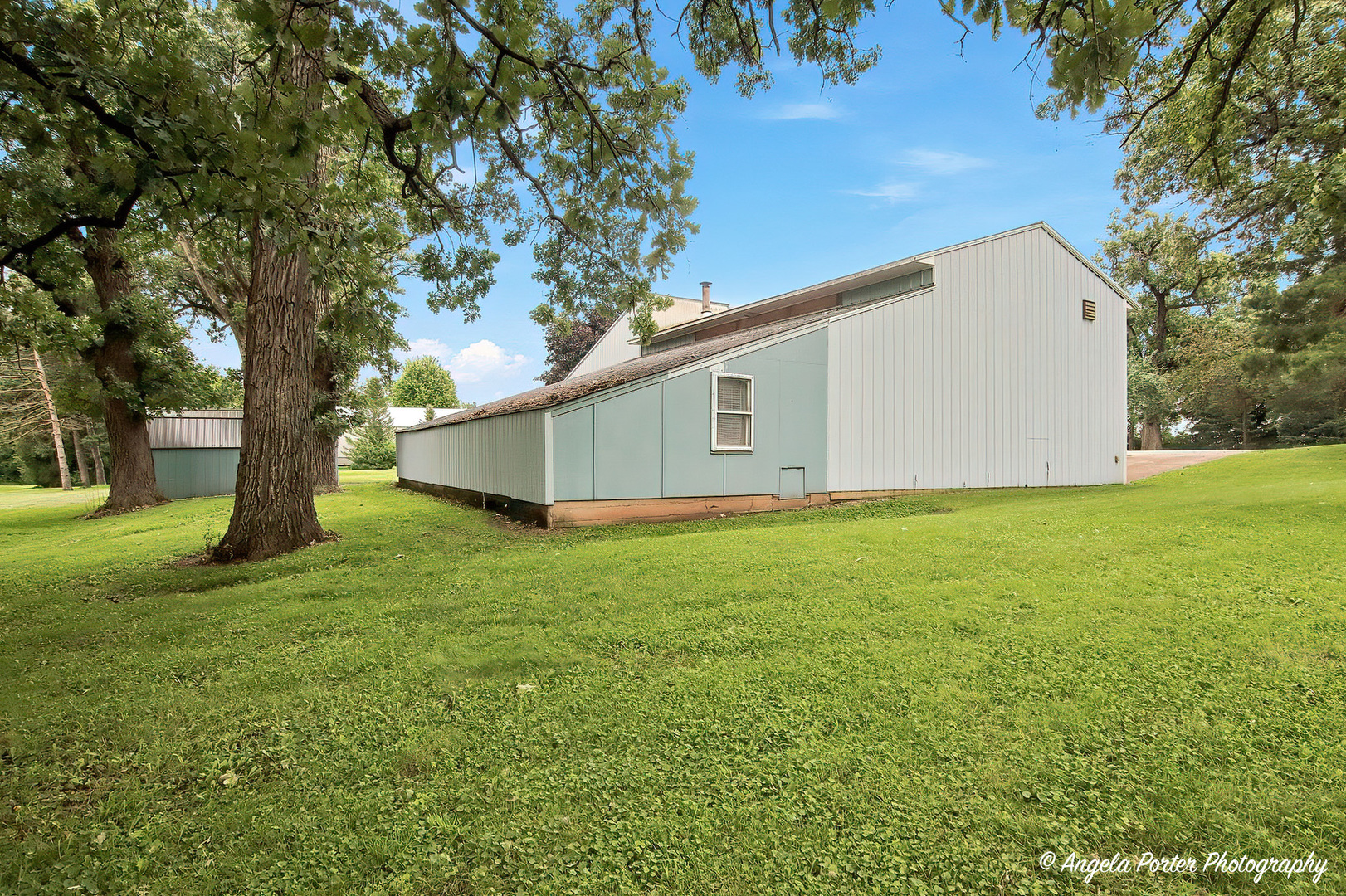 6424 Mccullom Lake Road Property Photo 53