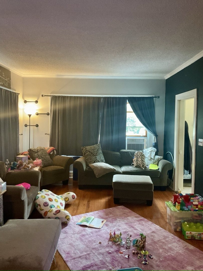 1682 Van Buren Avenue Property Photo 3