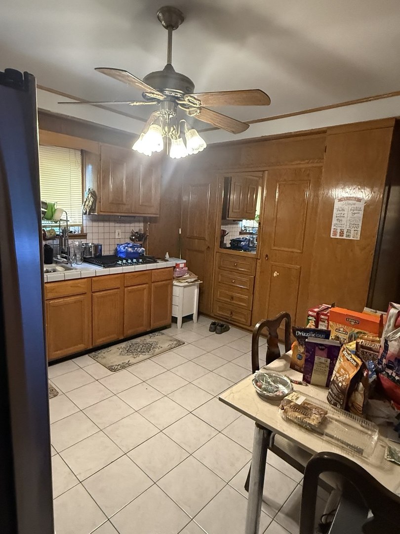 1682 Van Buren Avenue Property Photo 7