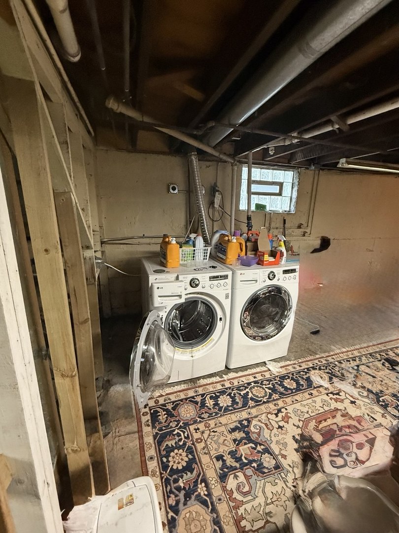 1682 Van Buren Avenue Property Photo 15