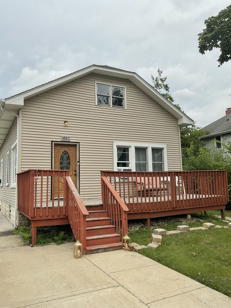 1682 Van Buren Avenue Property Photo 18