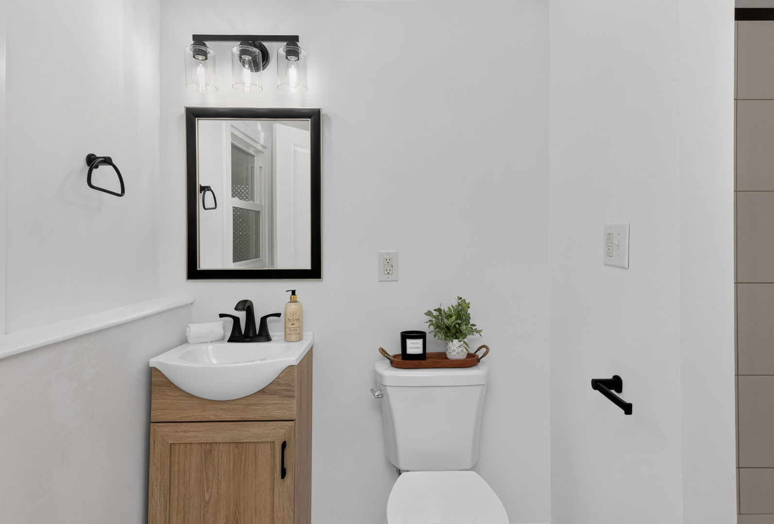 730 Hillcrest Boulevard Property Photo 15