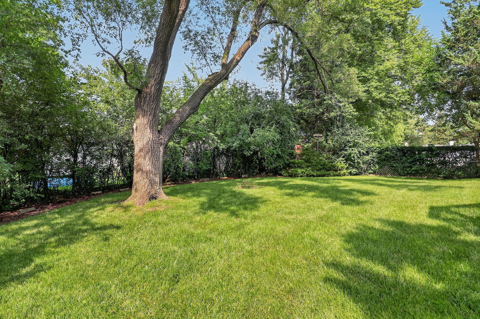 730 Hillcrest Boulevard Property Photo 19