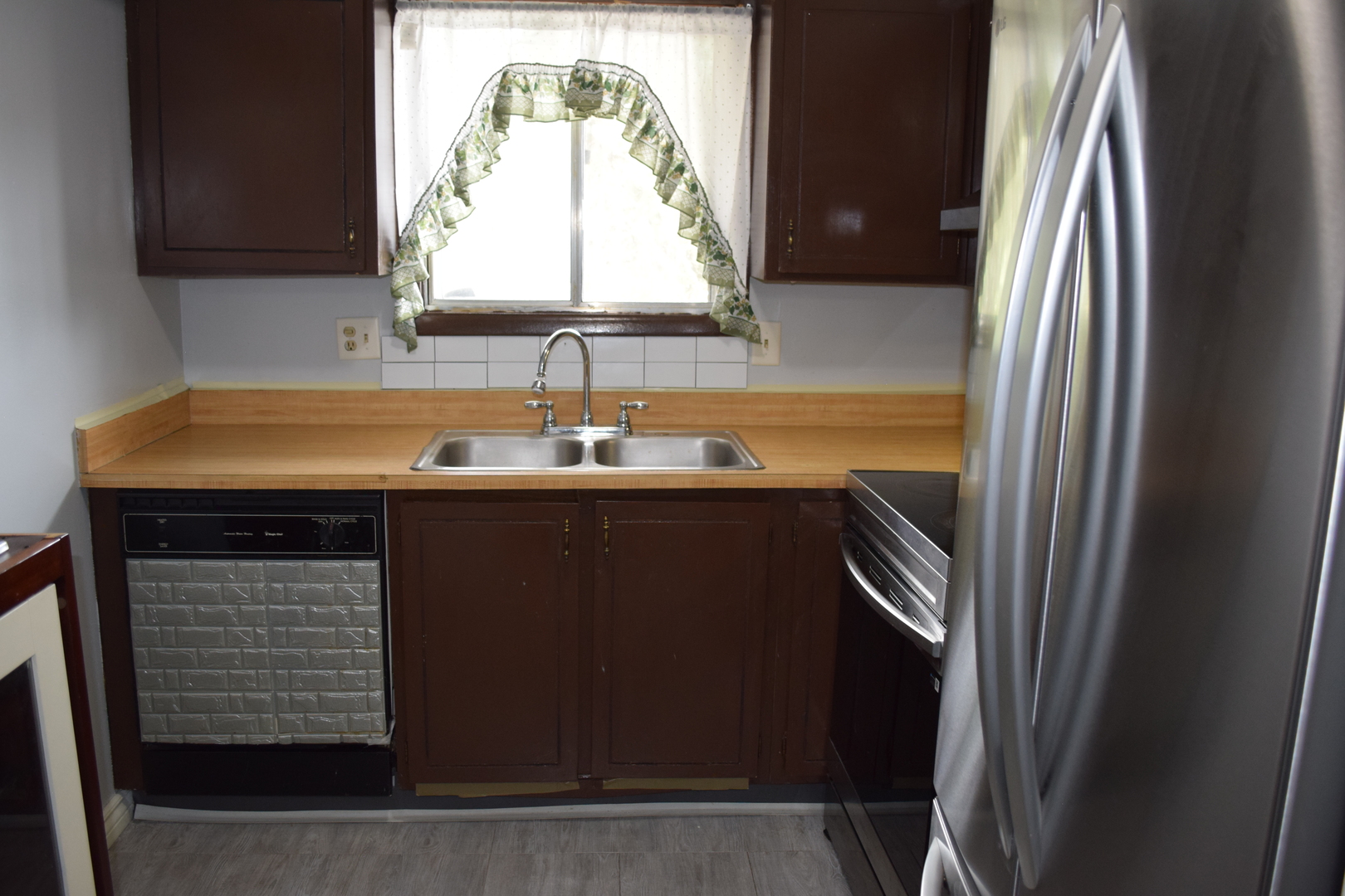 14030 Laramie Avenue 1707 Property Photo 8