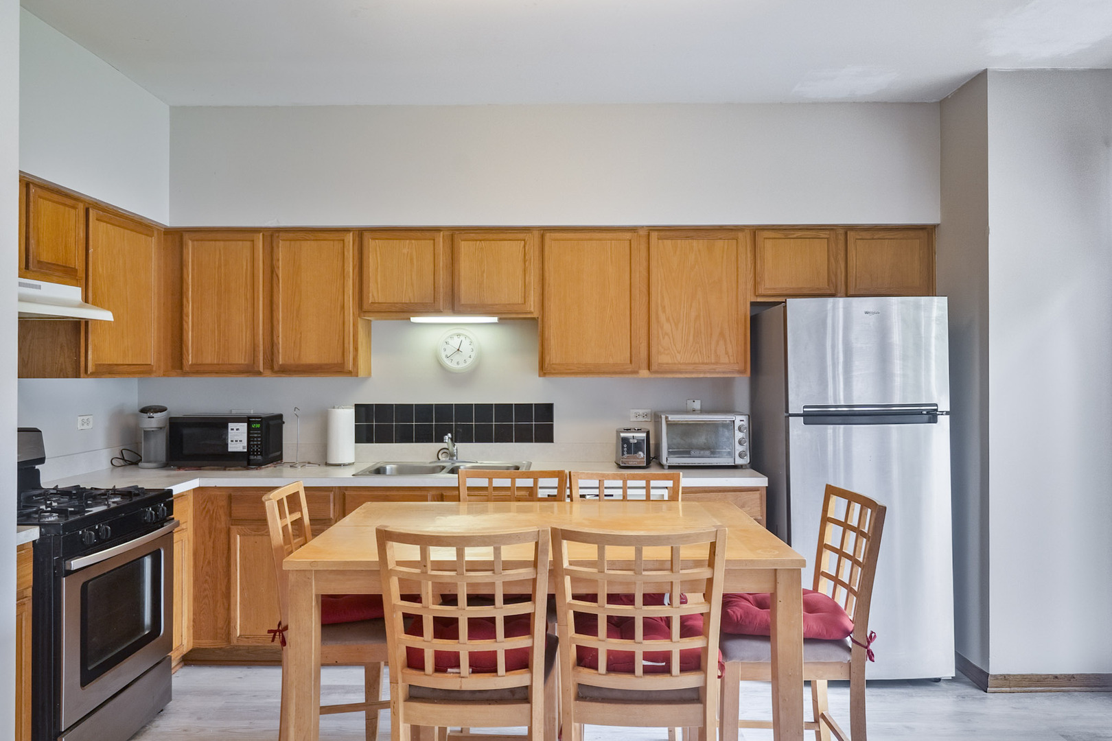 2803 Sun Valley Drive Property Photo 10