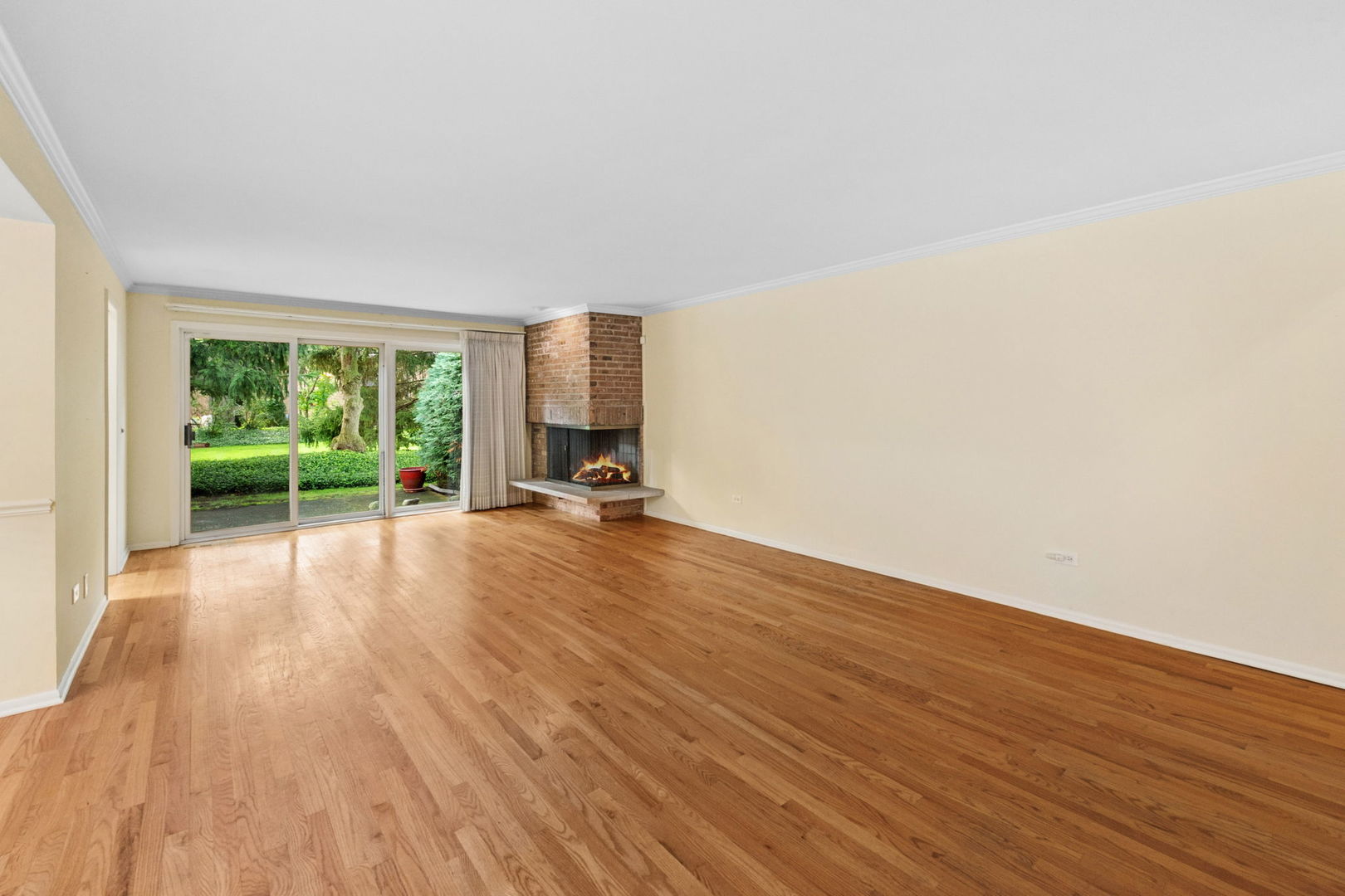 1728 Wildberry Drive G Property Photo 4