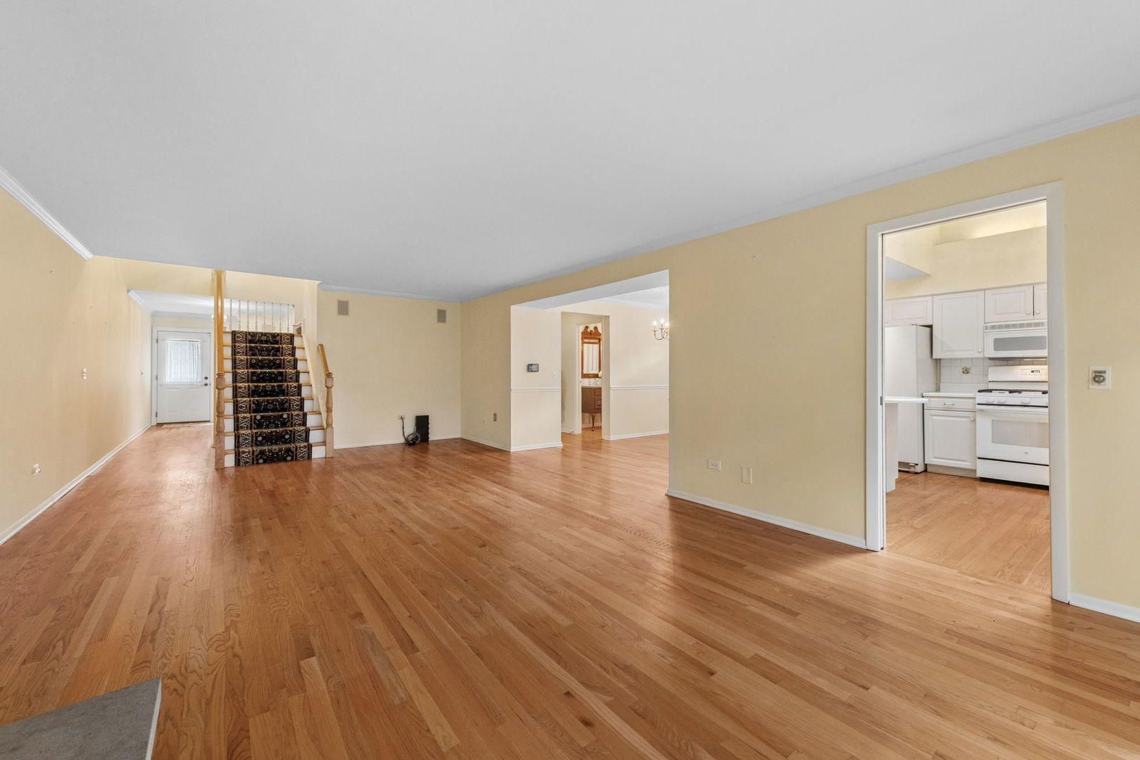 1728 Wildberry Drive G Property Photo 6