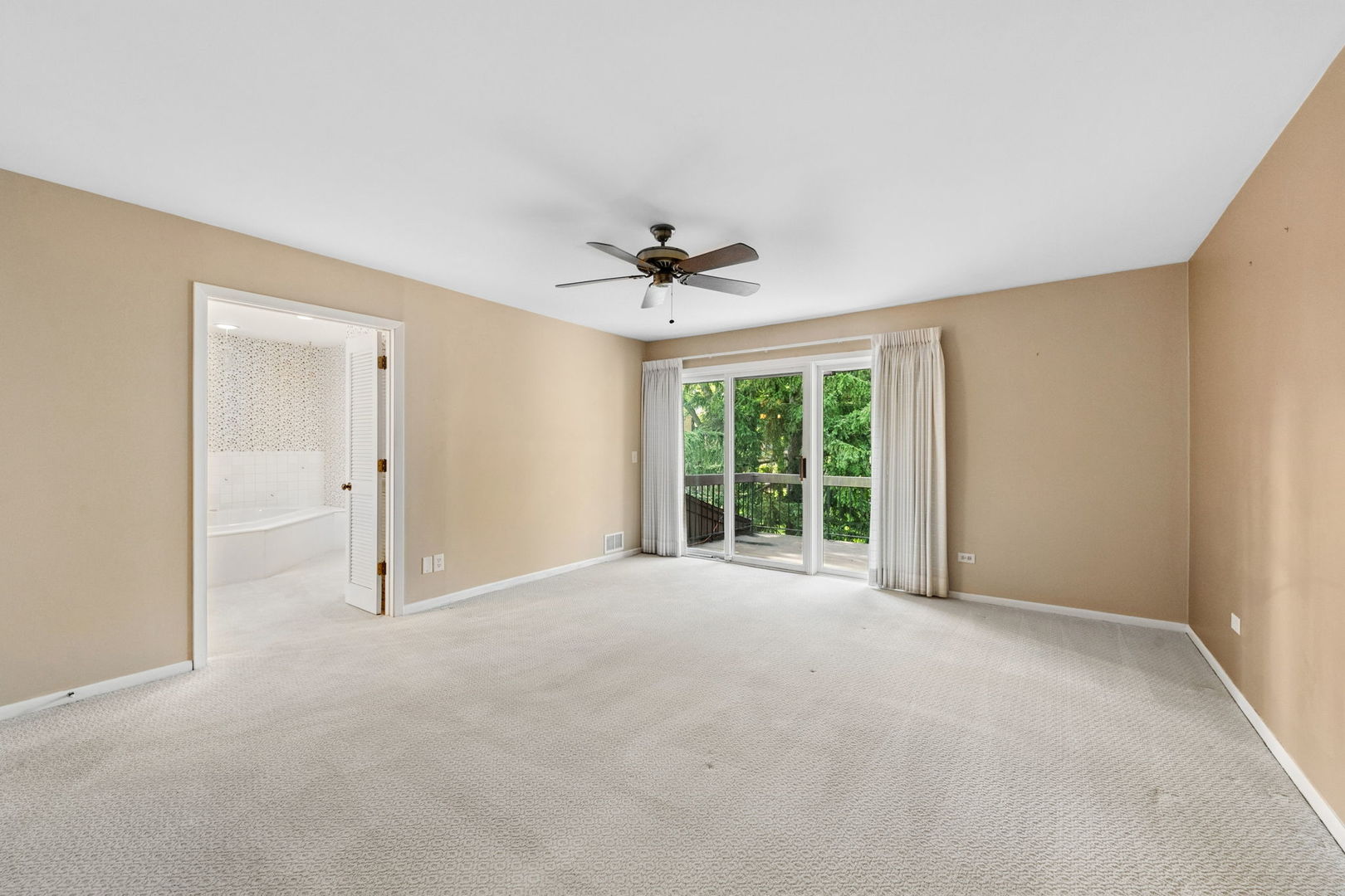 1728 Wildberry Drive G Property Photo 17