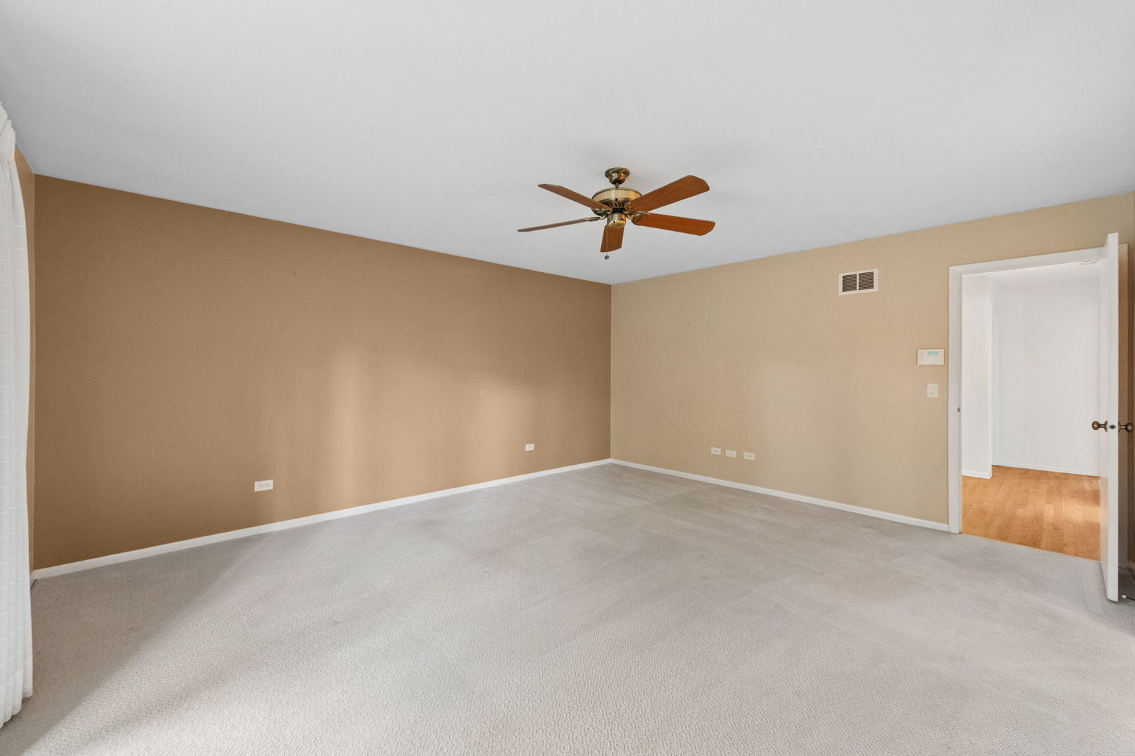 1728 Wildberry Drive G Property Photo 19