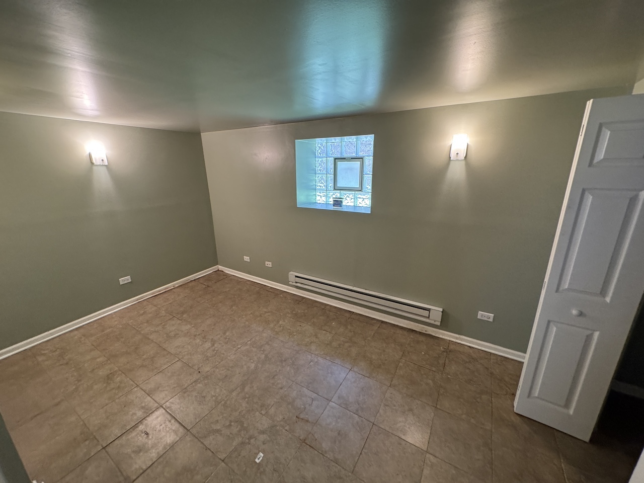 609 E 89th Street Property Photo 18