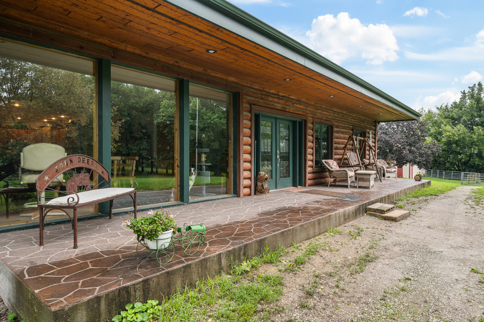 7673 Matznick Road Property Photo 10