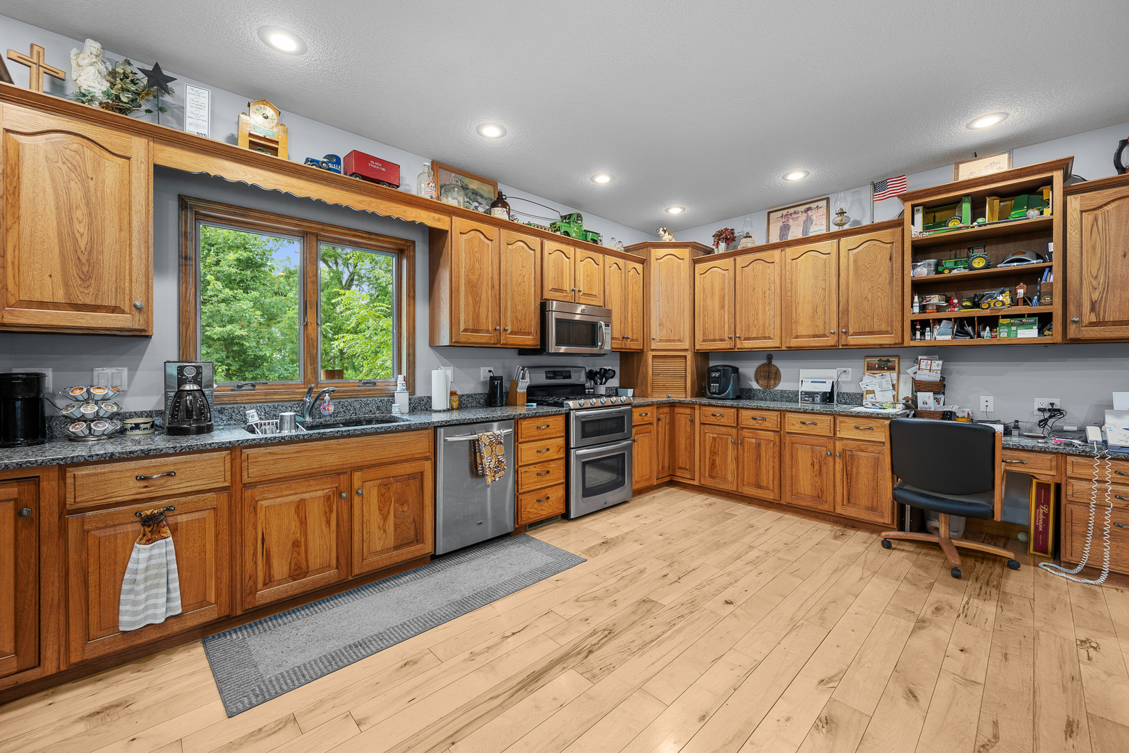 7673 Matznick Road Property Photo 18