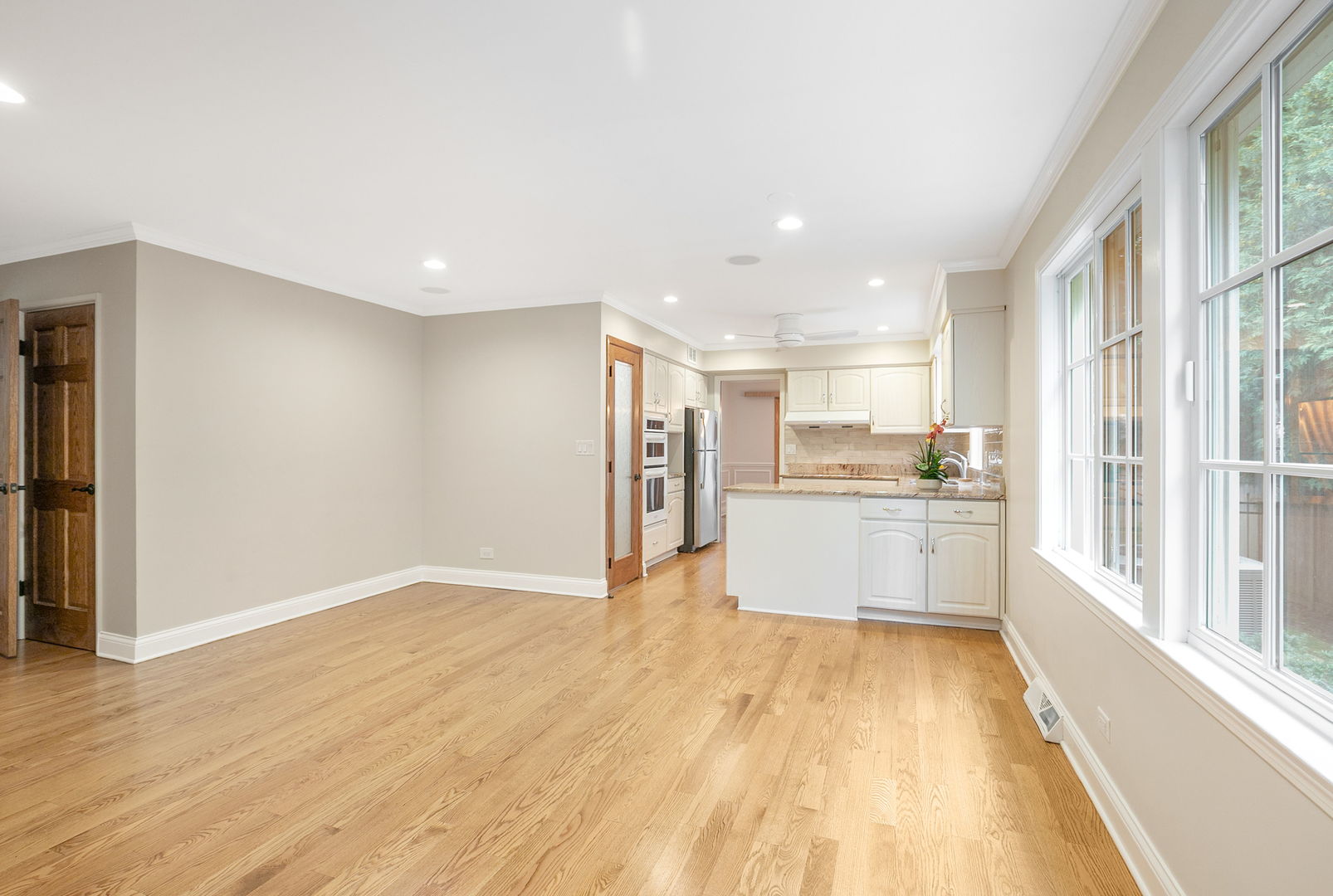 433 W Sheridan Place Property Photo 15