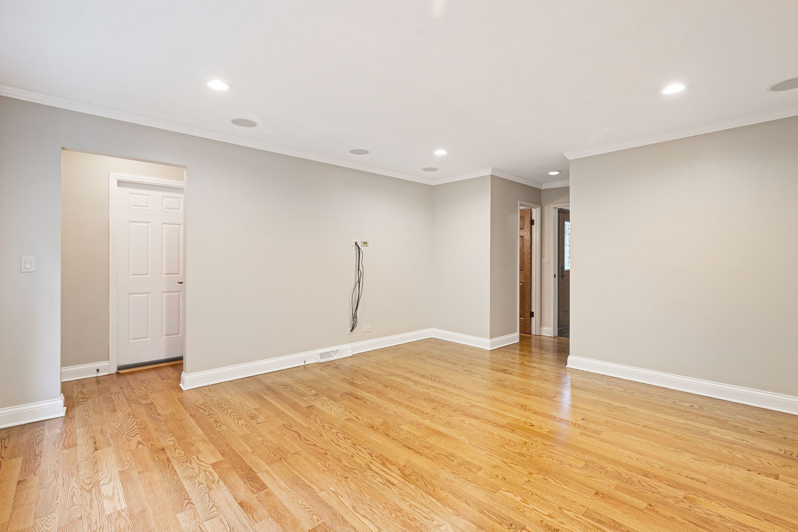 433 W Sheridan Place Property Photo 19