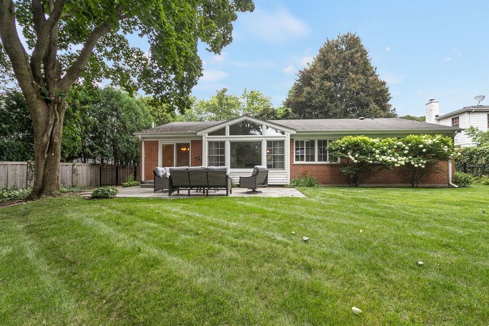 433 W Sheridan Place Property Photo 30