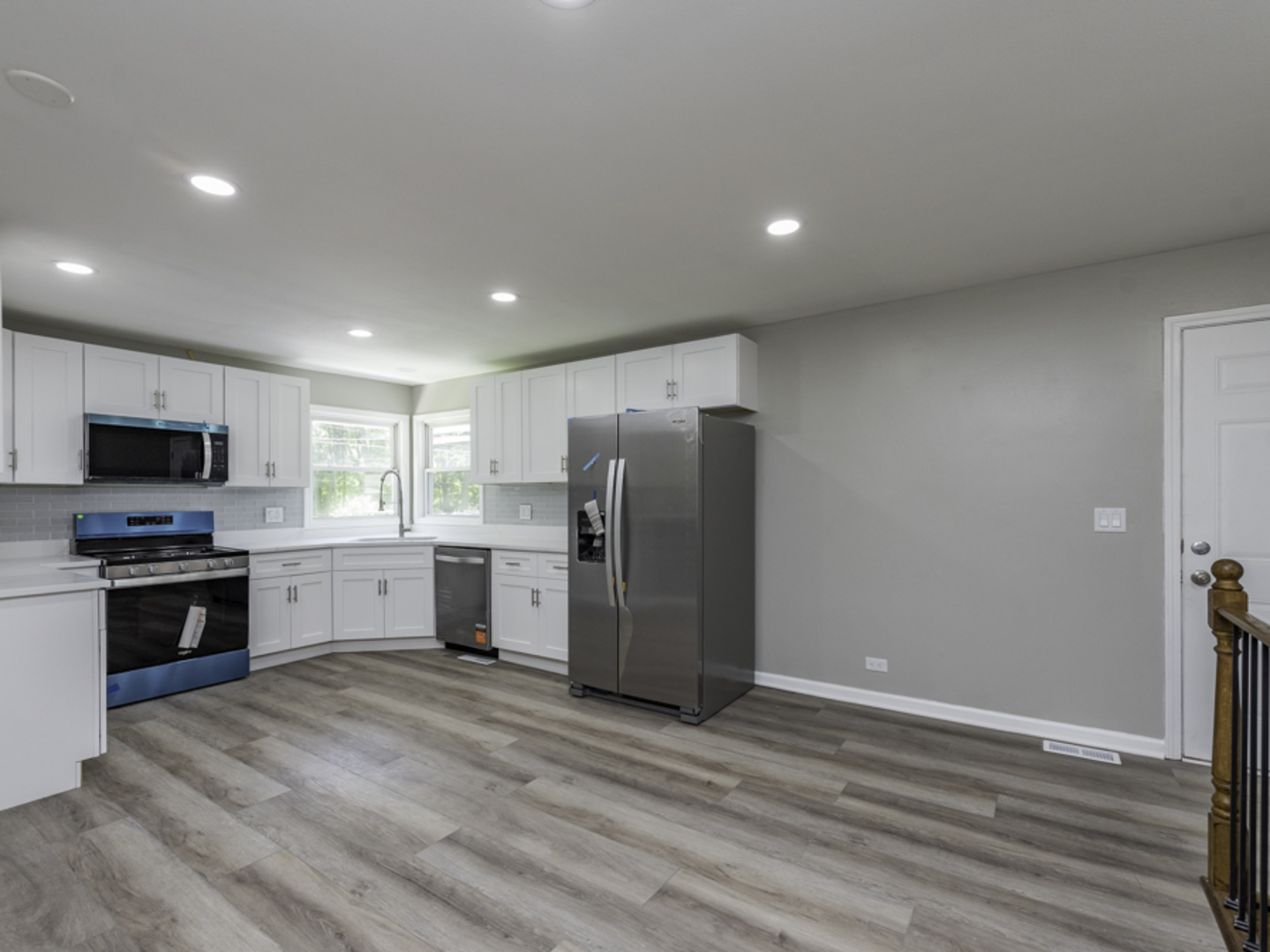 10350 W California Avenue Property Photo 8