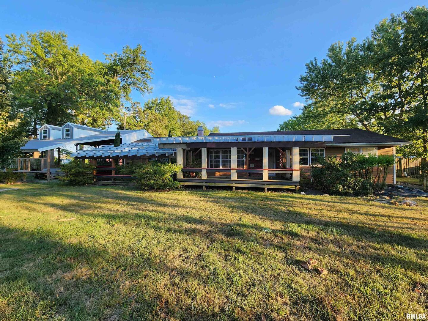 5628 Coal Street Property Photo 3