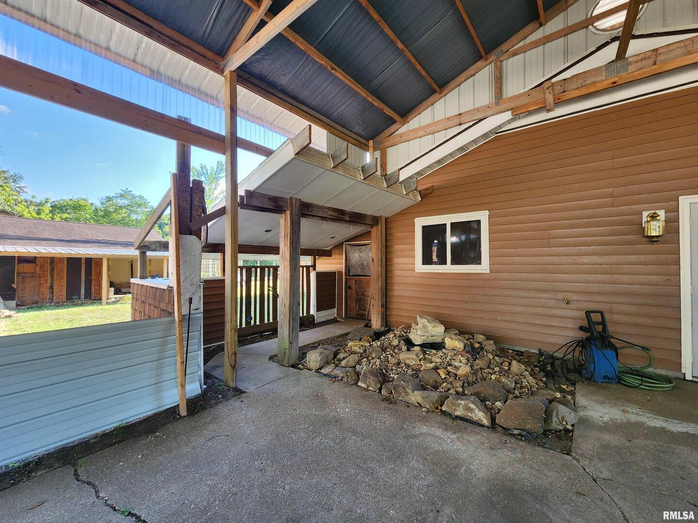 5628 Coal Street Property Photo 21