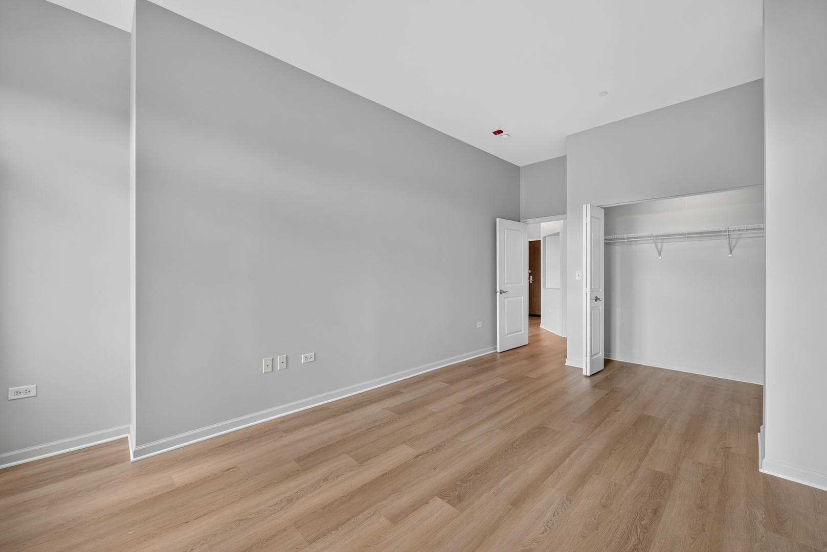 50 N Northwest Highway 204 Property Photo 17