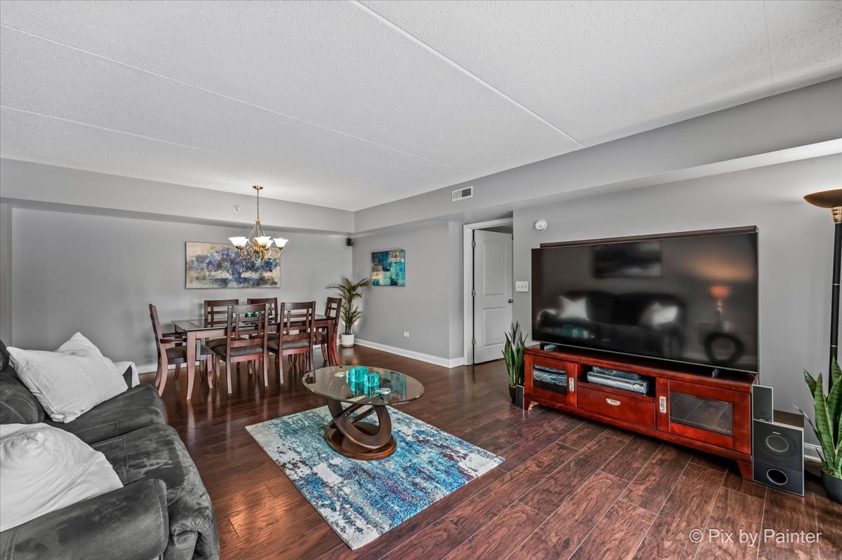 615 Perrie Drive 201 Property Photo 14