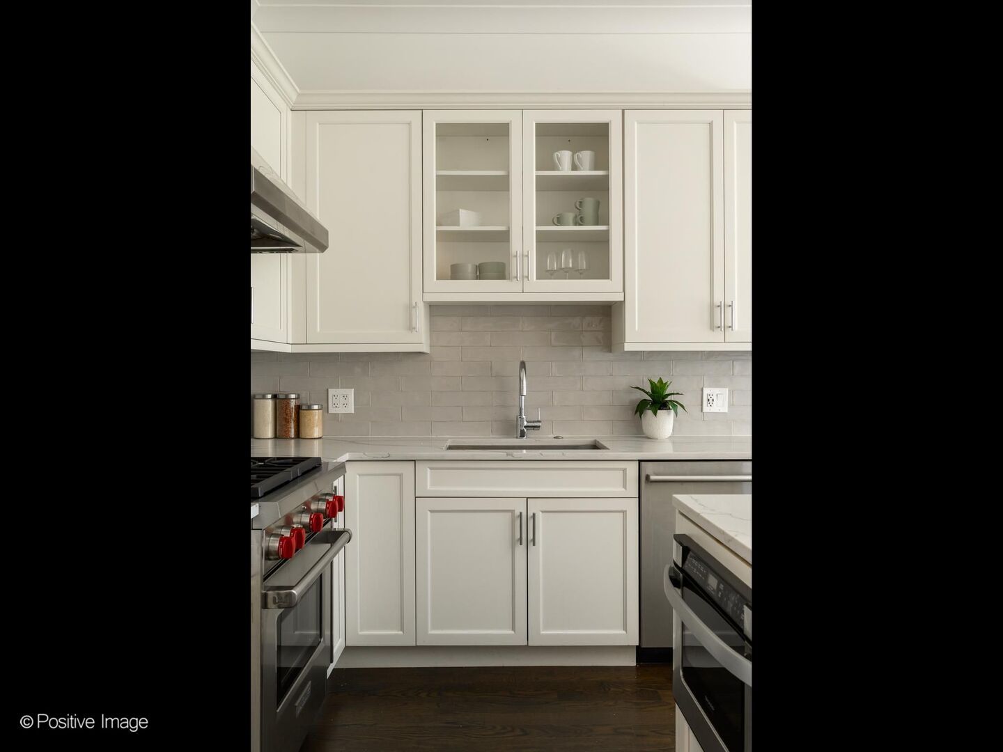 1038 W Diversey Parkway 3e Property Photo 15