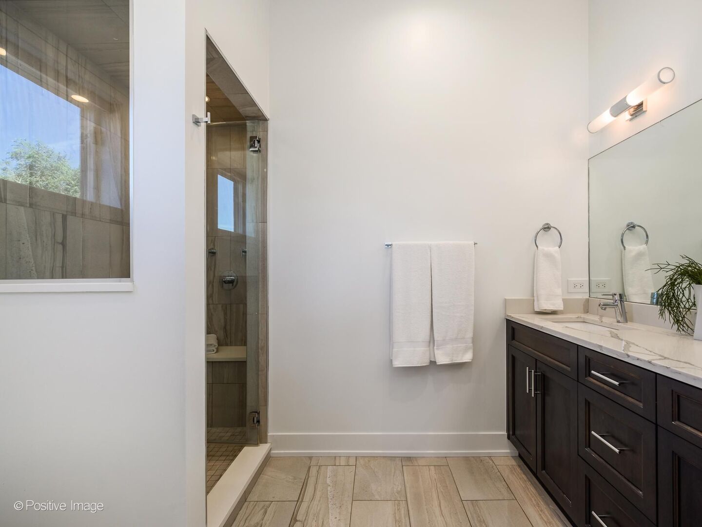 1038 W Diversey Parkway 3e Property Photo 18