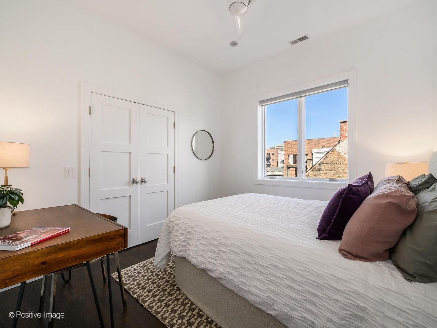 1038 W Diversey Parkway 3e Property Photo 20