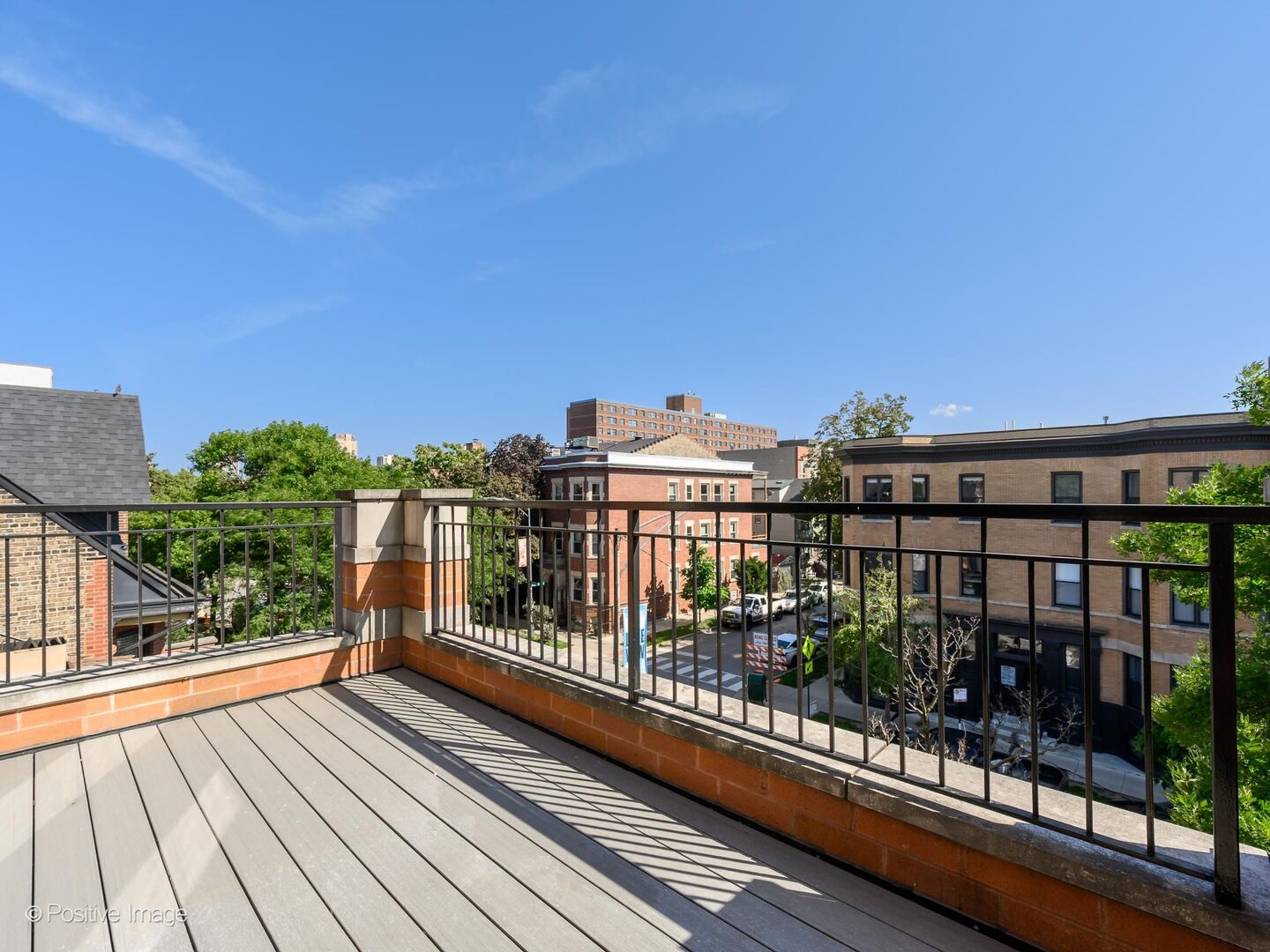1038 W Diversey Parkway 3e Property Photo 23