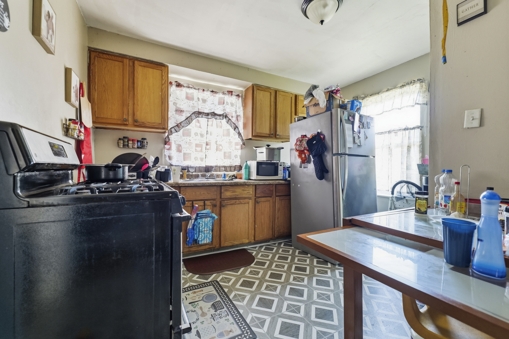 10152 S Bensley Avenue Property Photo 4