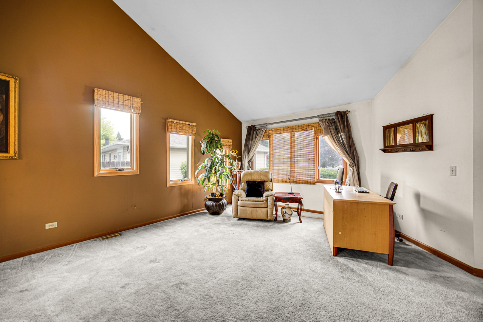 3423 Grandmore Avenue Property Photo 4