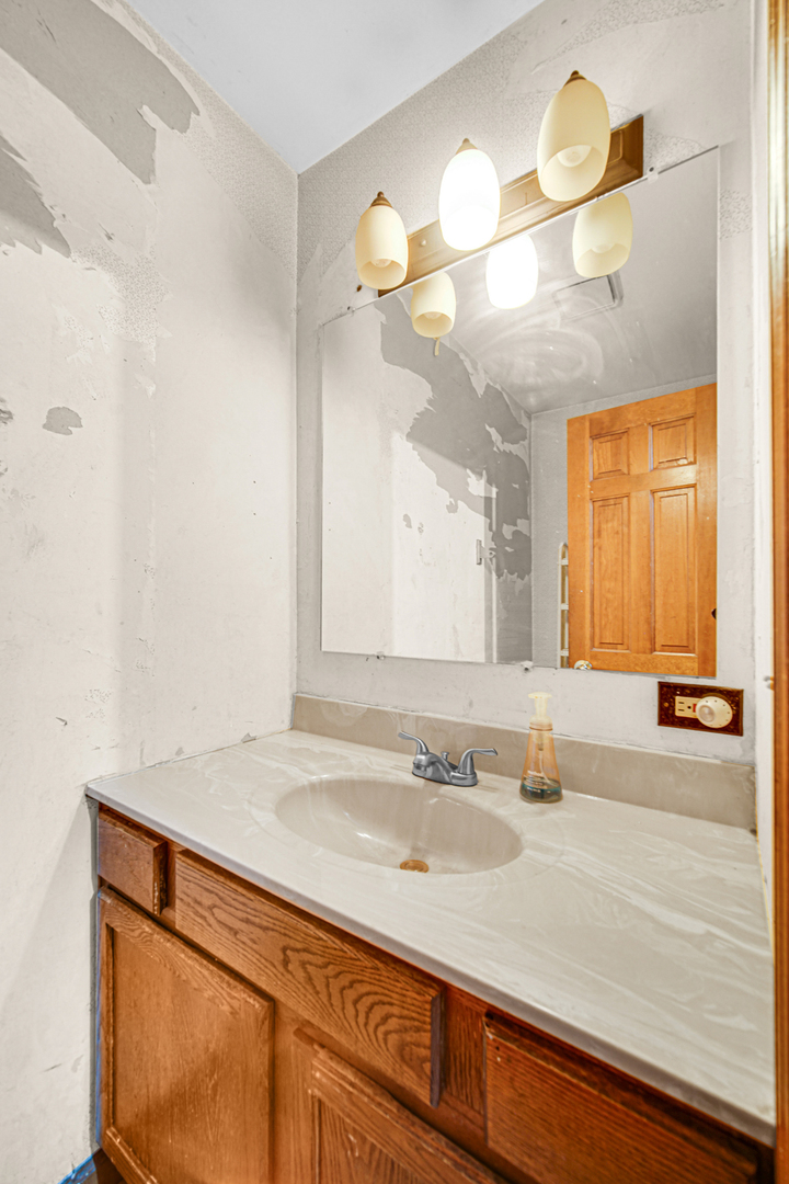 3423 Grandmore Avenue Property Photo 9