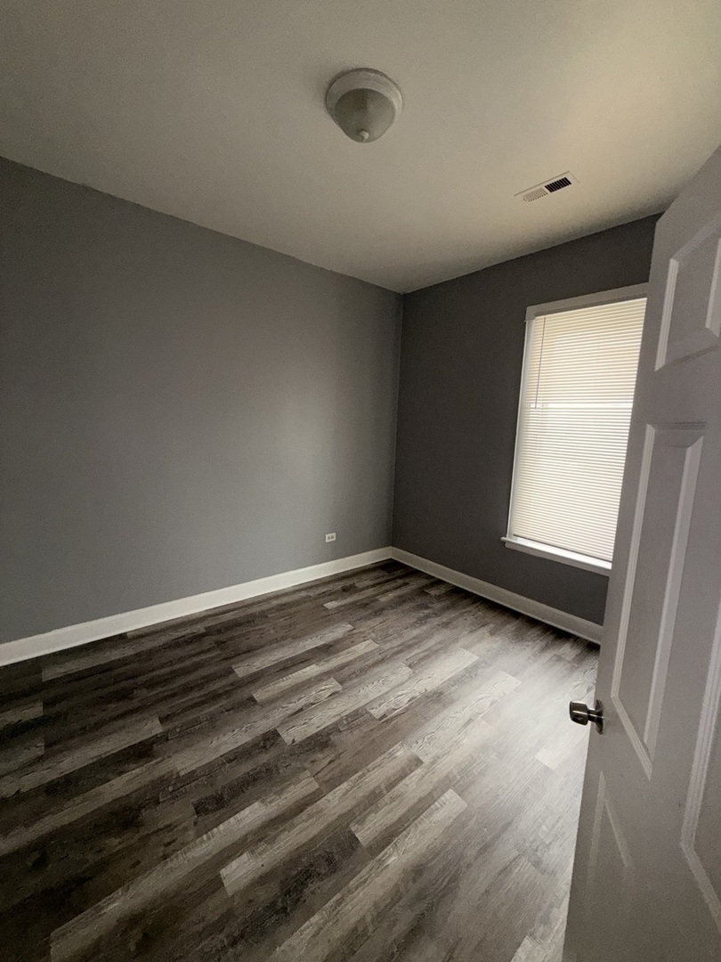 6444 S Eberhart Avenue Property Photo 33