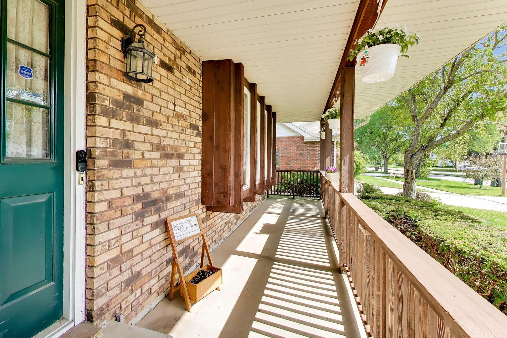 18026 State Line Avenue Property Photo 4