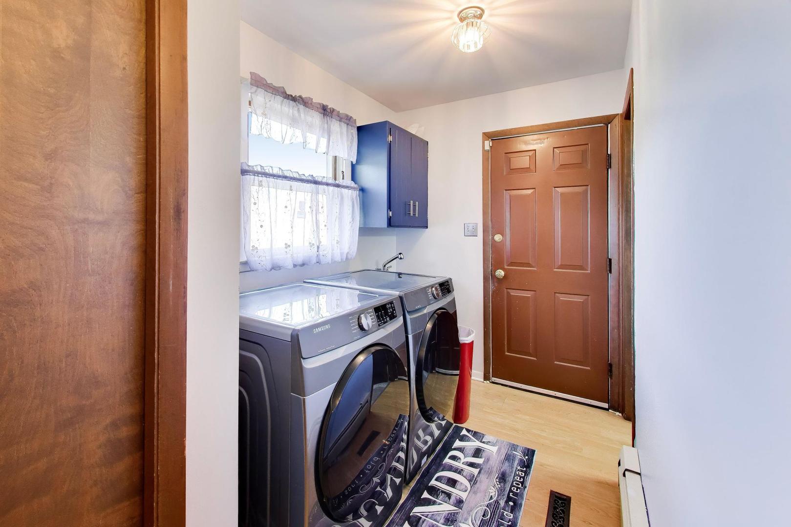 18026 State Line Avenue Property Photo 18