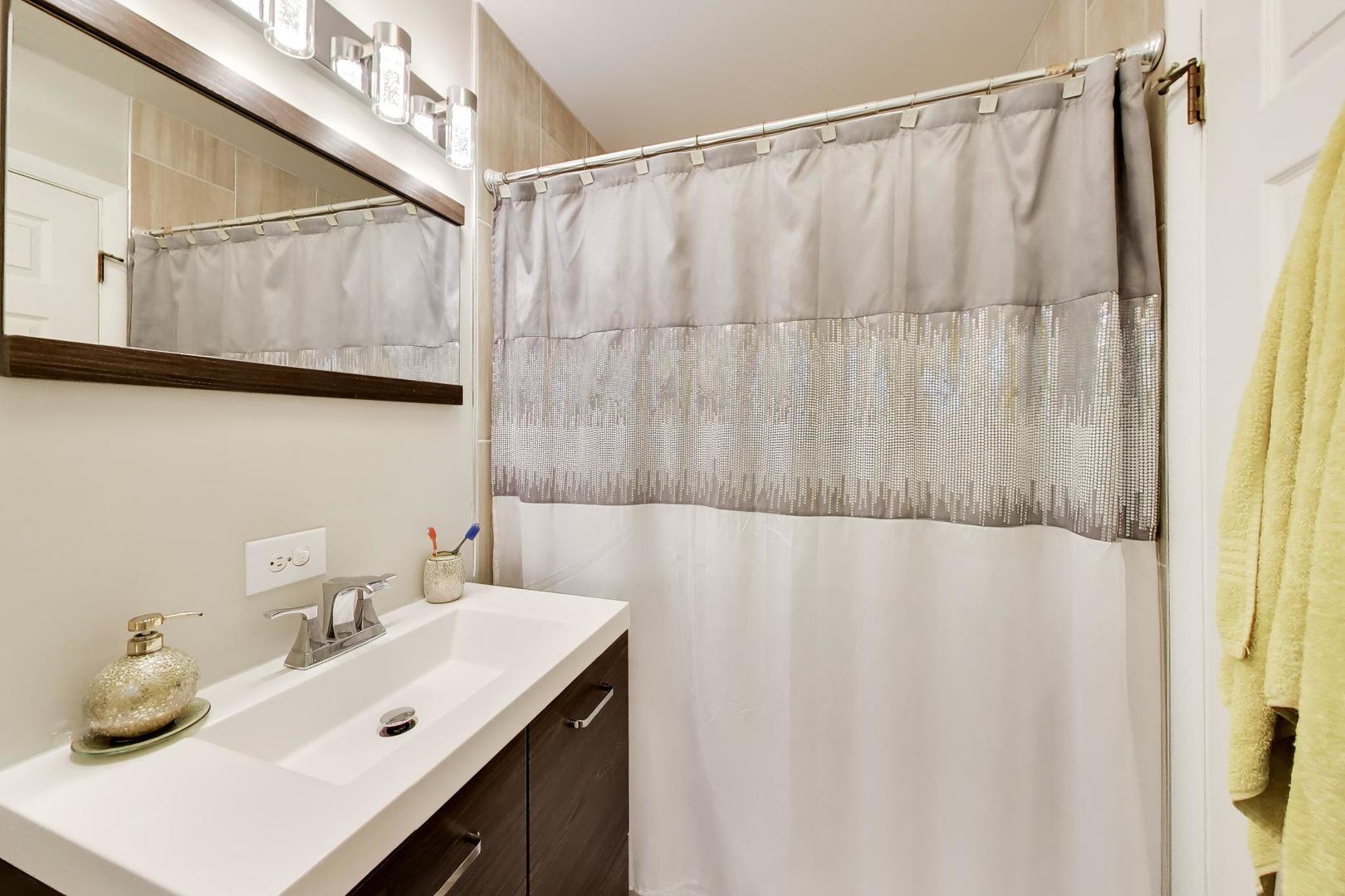 18026 State Line Avenue Property Photo 23