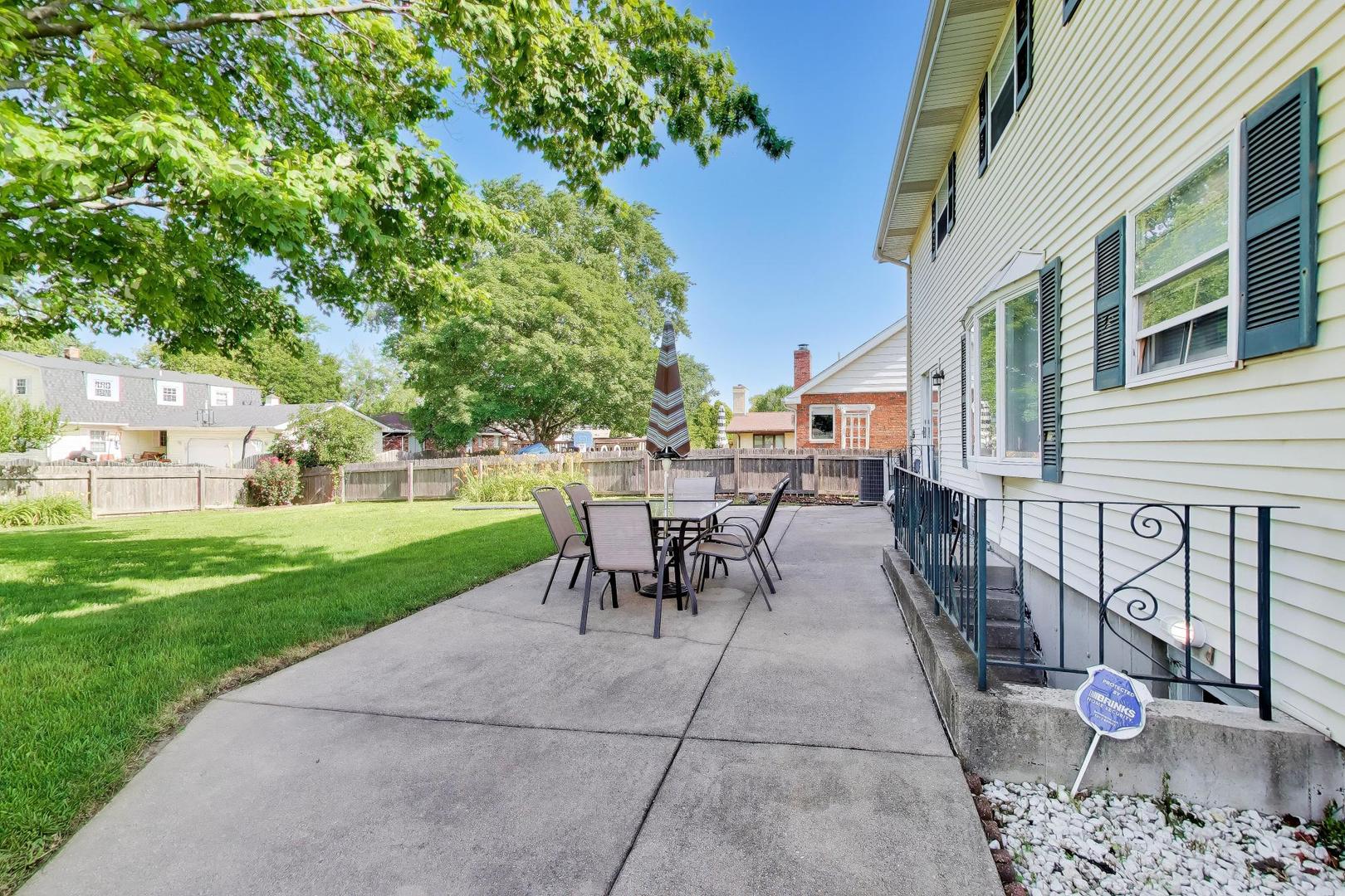 18026 State Line Avenue Property Photo 40