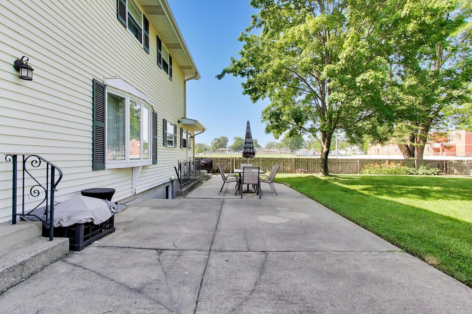 18026 State Line Avenue Property Photo 41