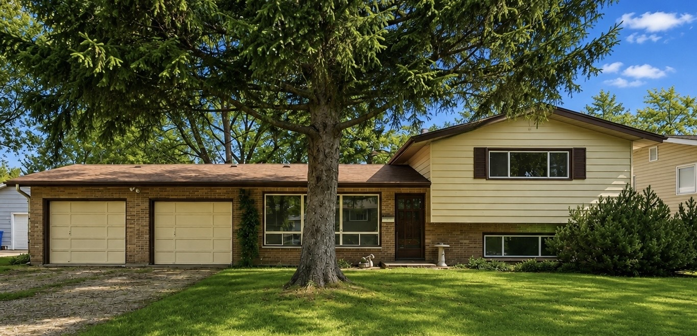 641 Clover Road Property Photo 1