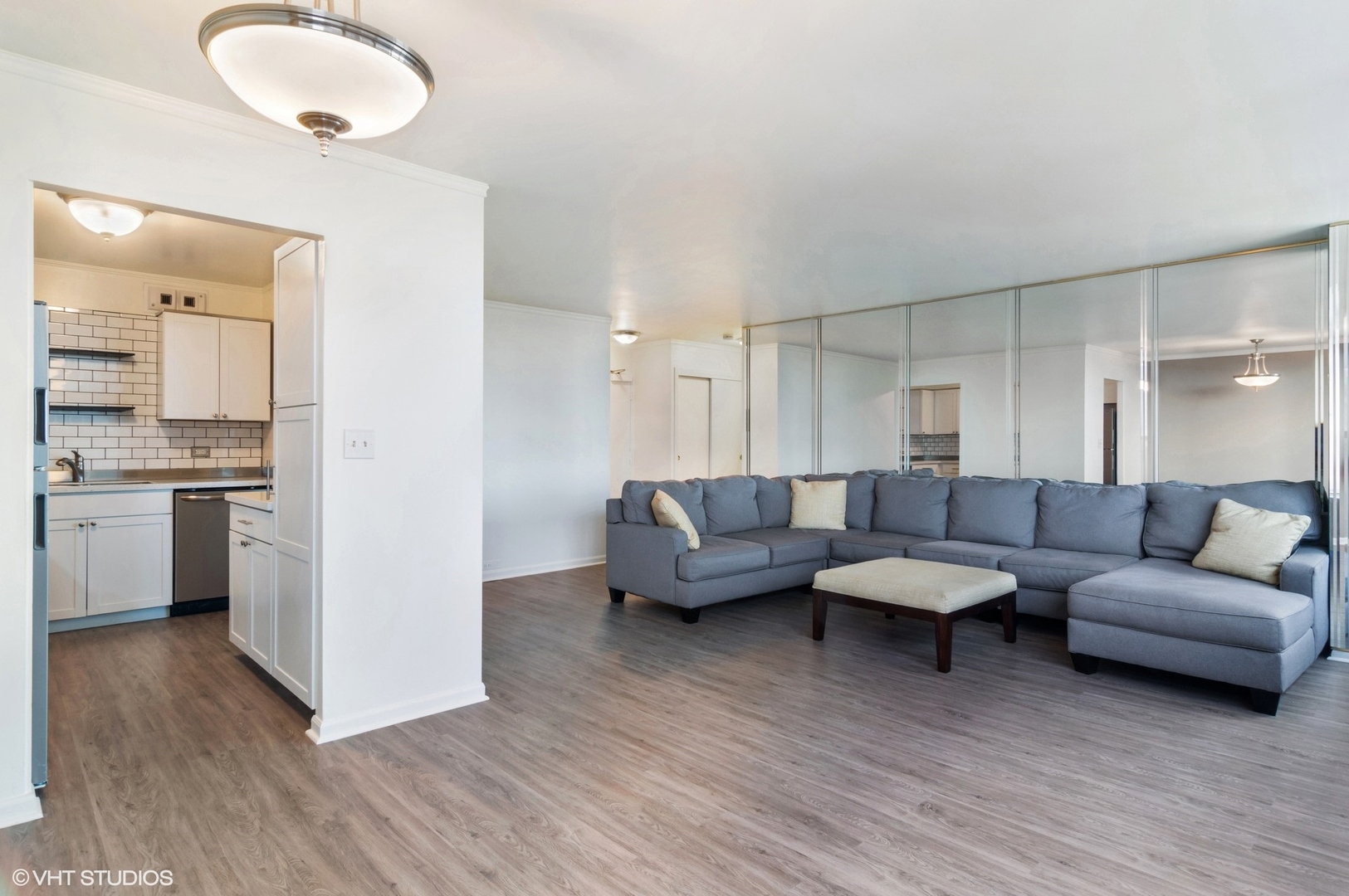 3550 N Lake Shore Drive 1003 Property Photo 8