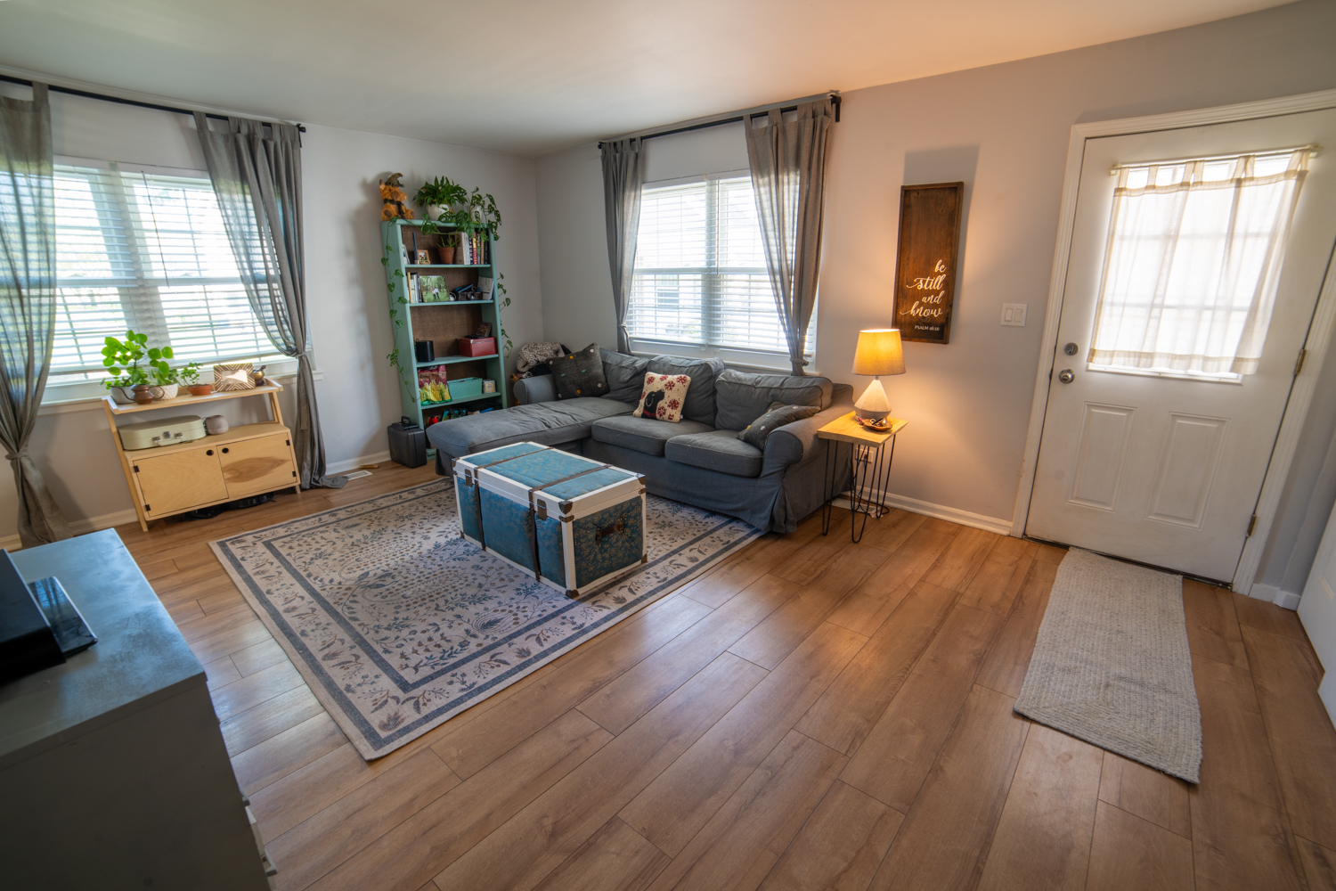12735600 Property Photo 3