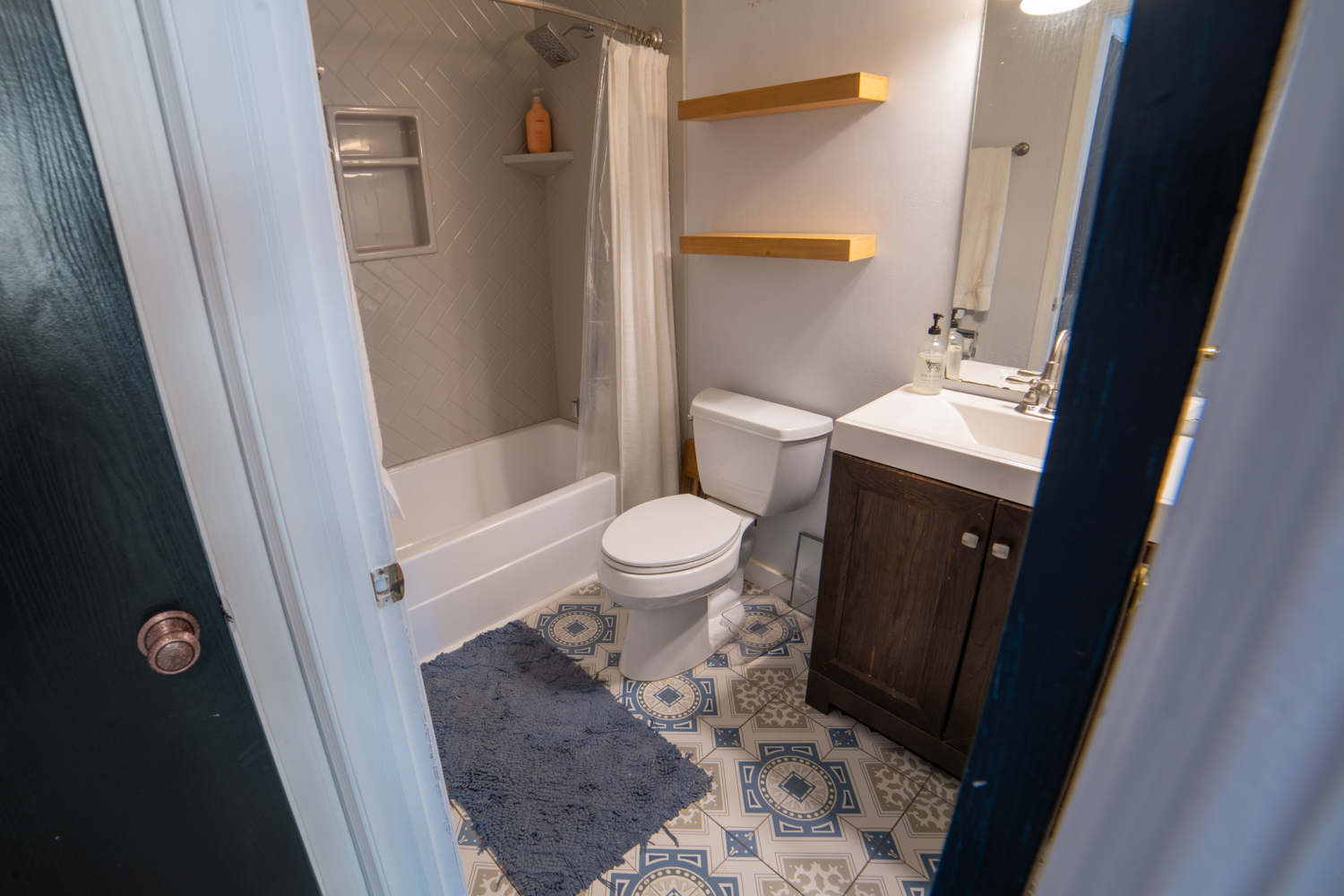 12735600 Property Photo 11