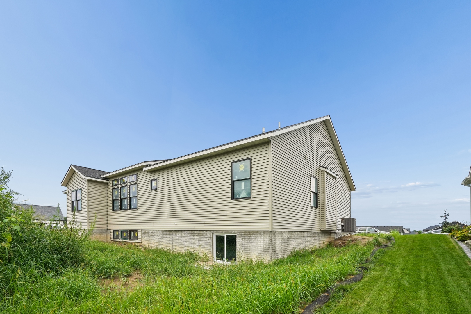 6113 Duggleby Avenue Property Photo 2