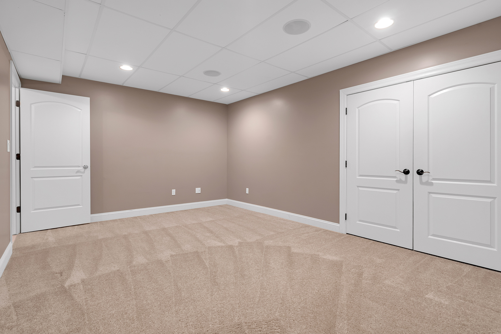 7242 Greywall Court Property Photo 16