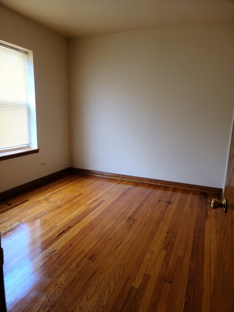 1217 S Independence Boulevard Property Photo 8
