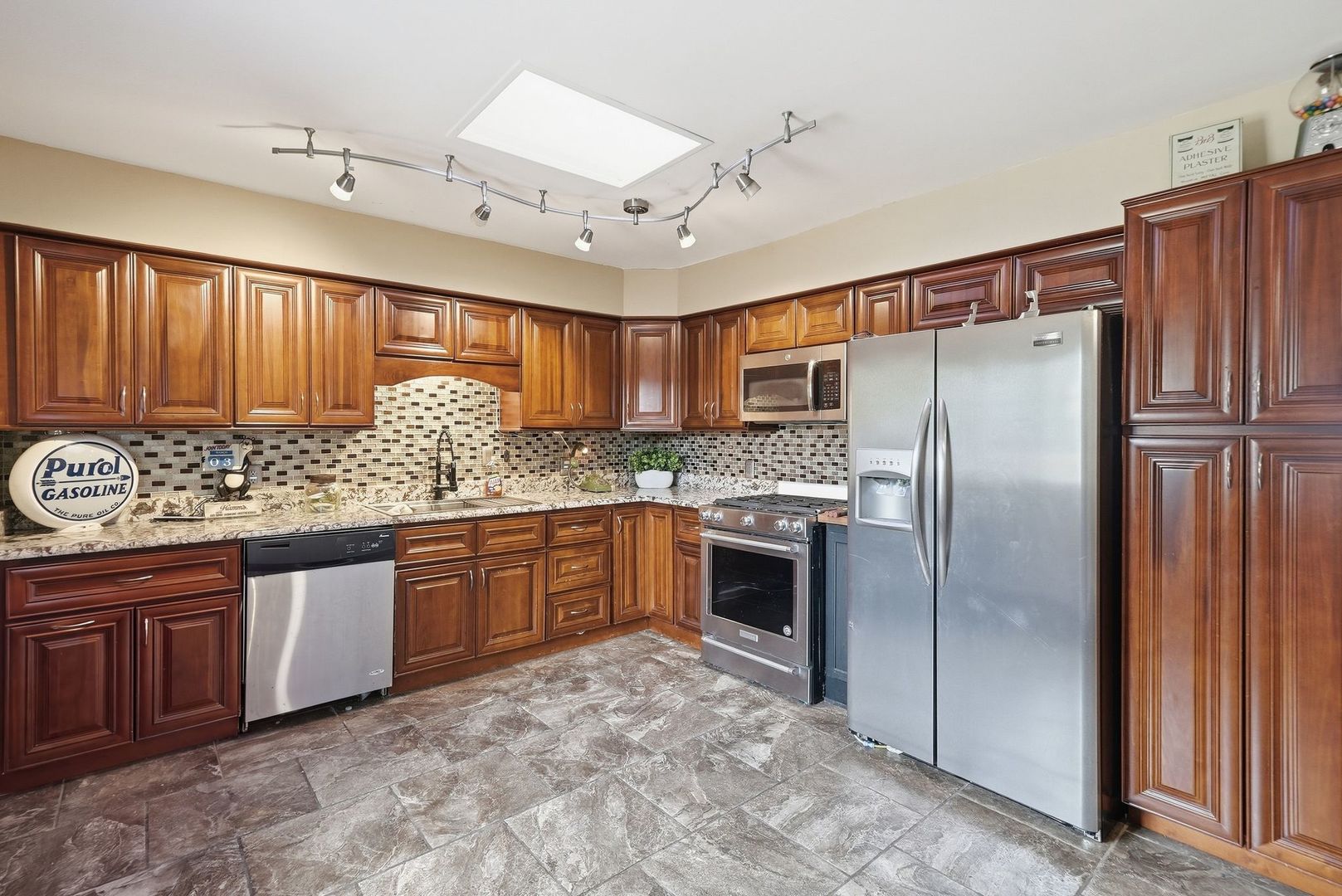 14203 S Van Dyke Road Property Photo 6