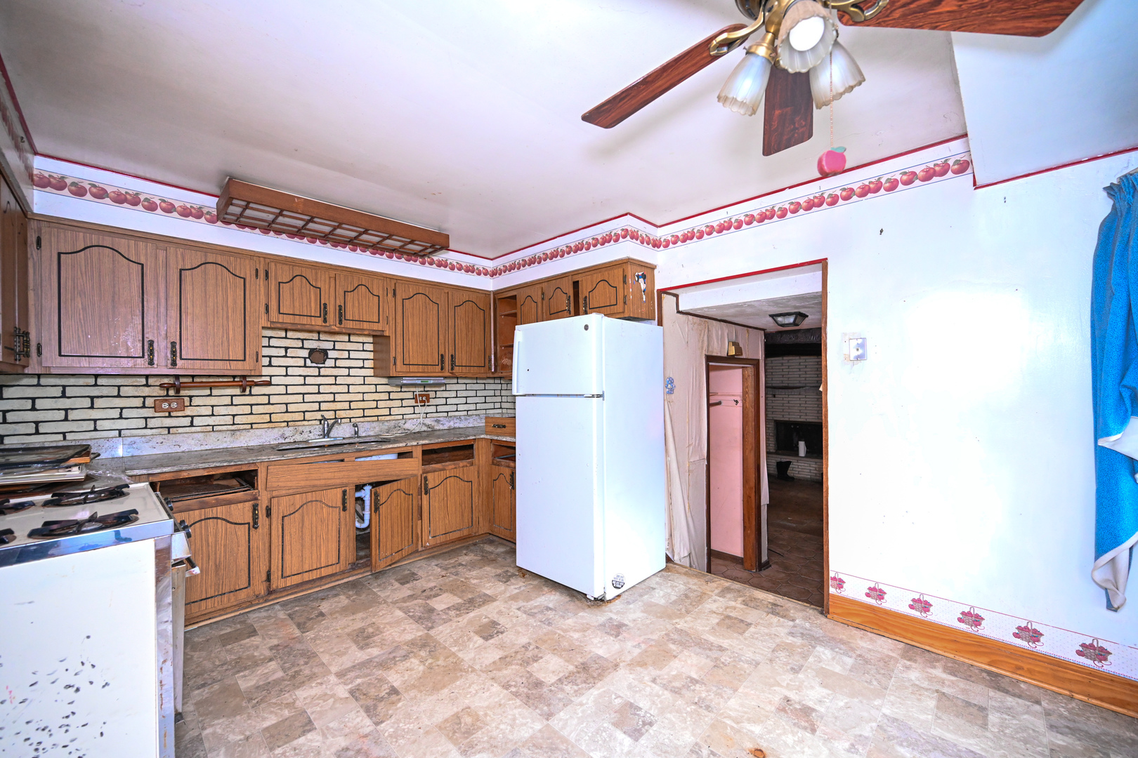 16417 Blair Lane Property Photo 6
