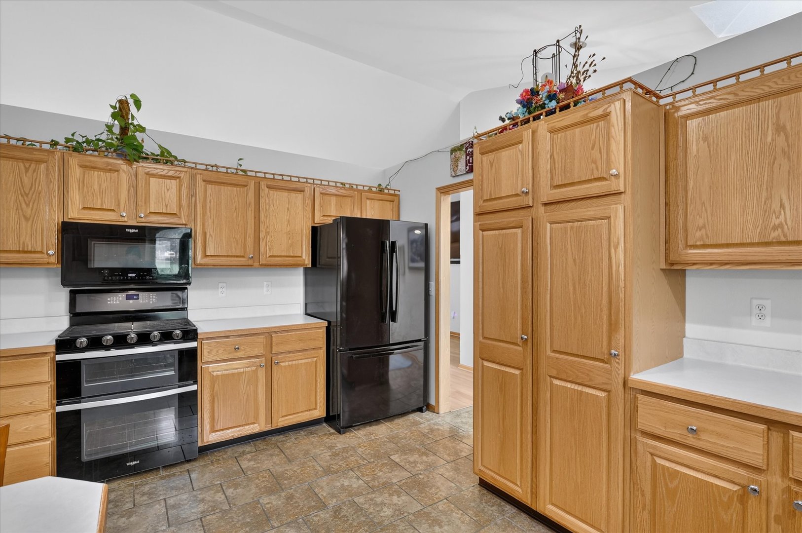 6633 Shadybrook Trail Property Photo 15
