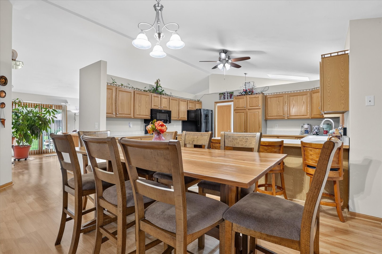 6633 Shadybrook Trail Property Photo 19