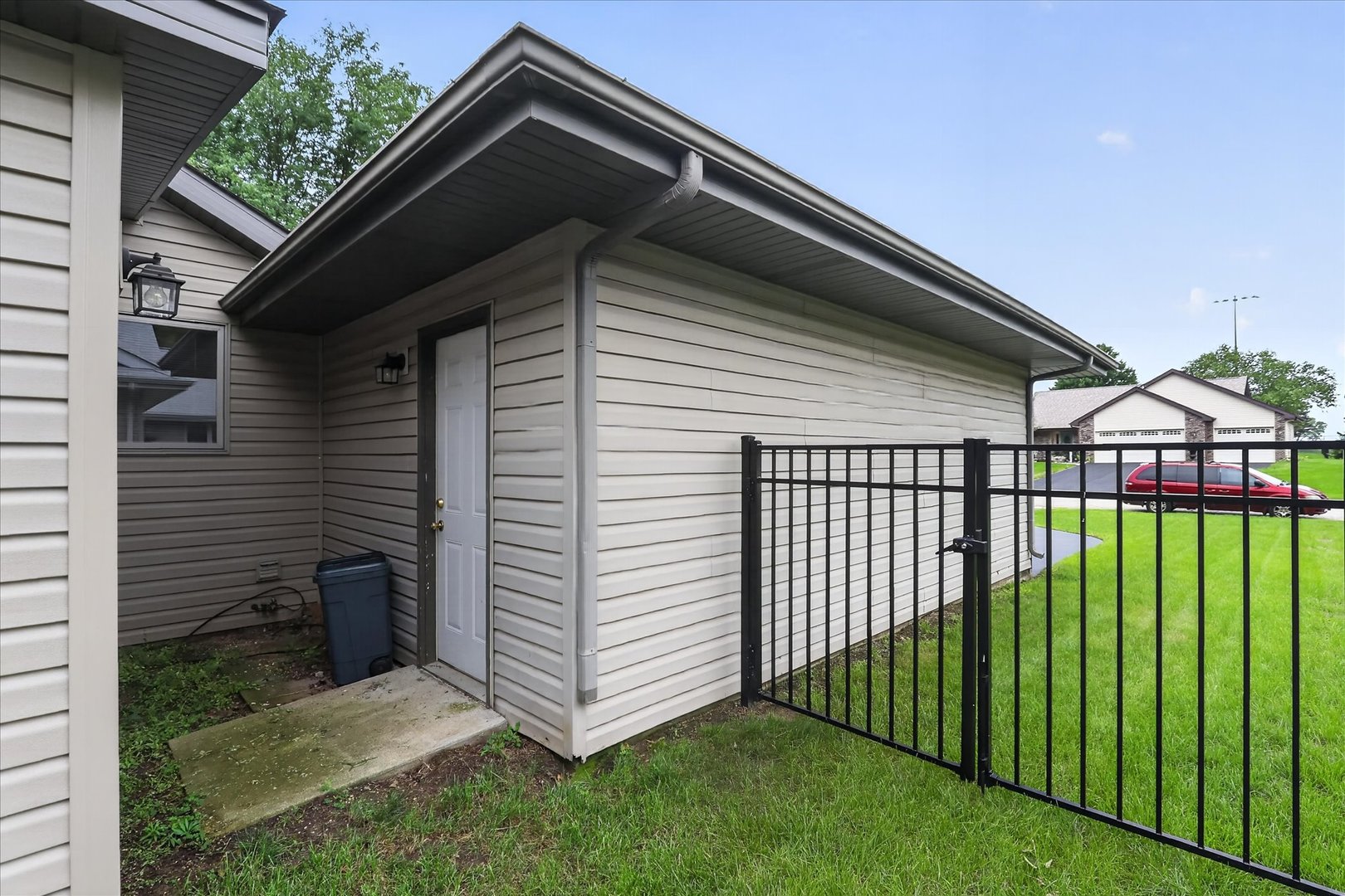 6633 Shadybrook Trail Property Photo 43
