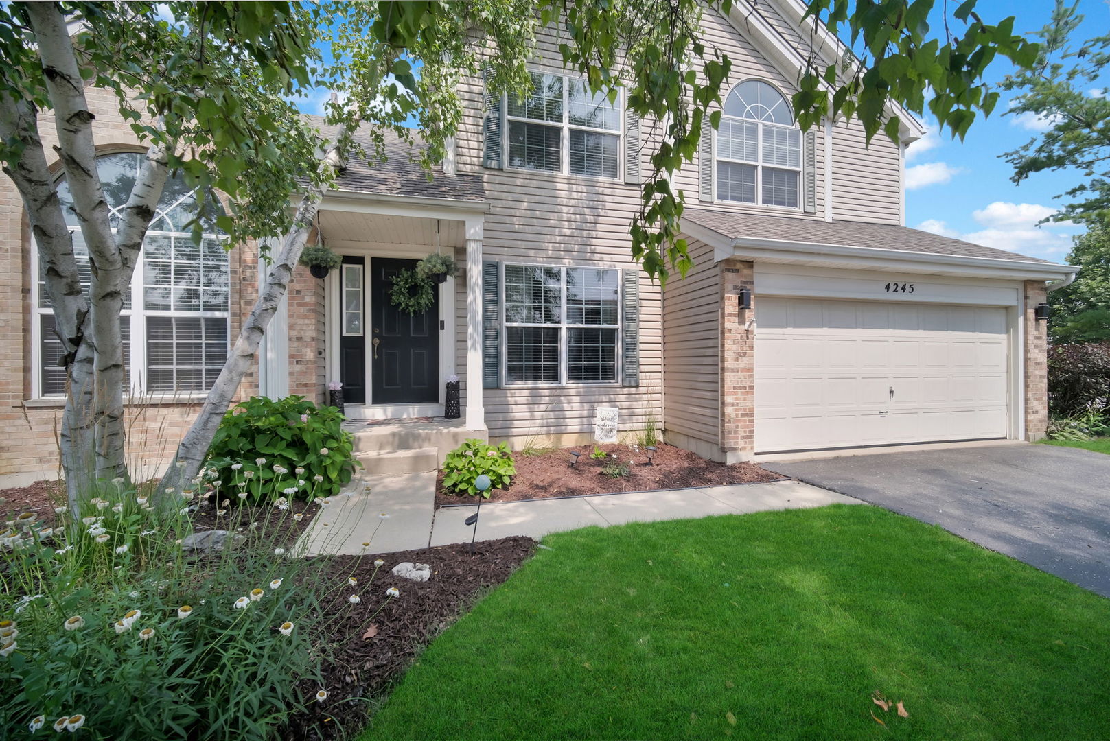 4245 Peartree Drive Property Photo 1